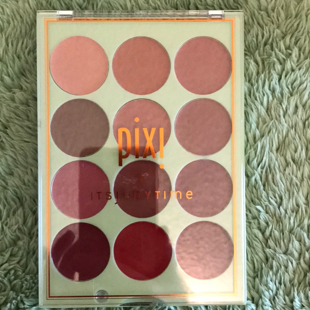 Pixi + Its judy time.